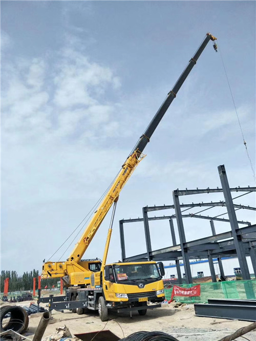 太和县超高层建筑钢结构吊装案例